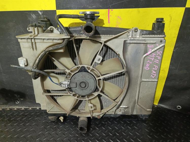 Радиатор основной Тойота Платц в Махачкале 113701