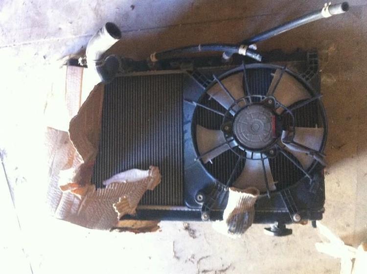 Радиатор основной Хонда Фит в Махачкале 1288