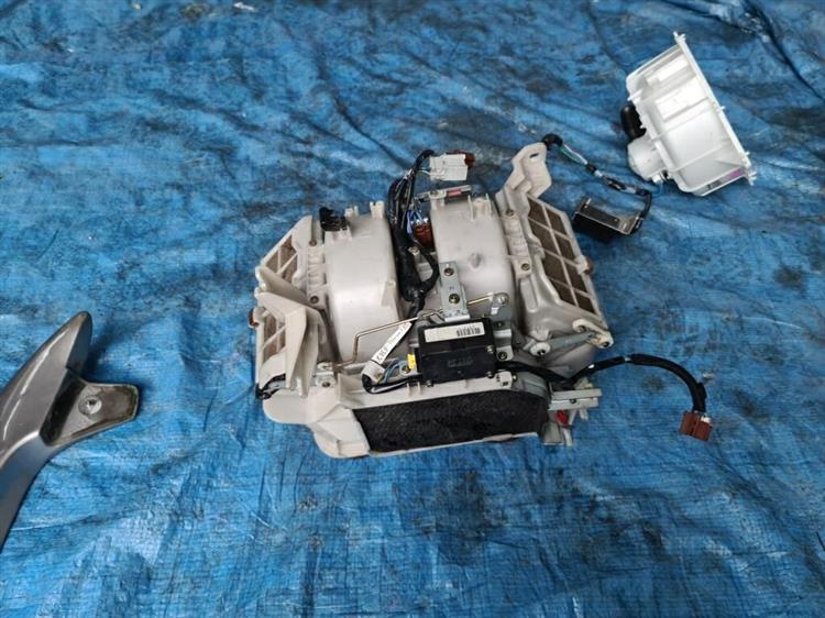 Мотор печки Хонда Легенд в Махачкале 206136