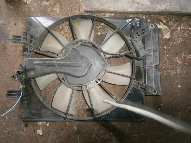 Диффузор радиатора Хонда СРВ в Махачкале 24032