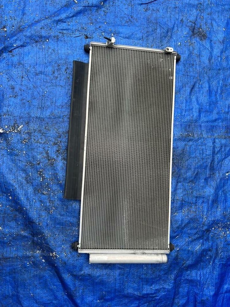Радиатор кондиционера Хонда Фит в Махачкале 240675
