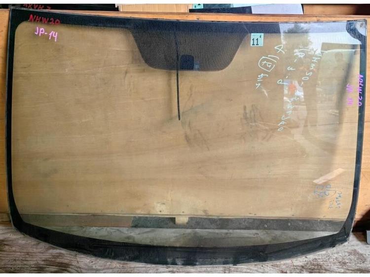 Лобовое стекло Тойота Приус в Махачкале 249558