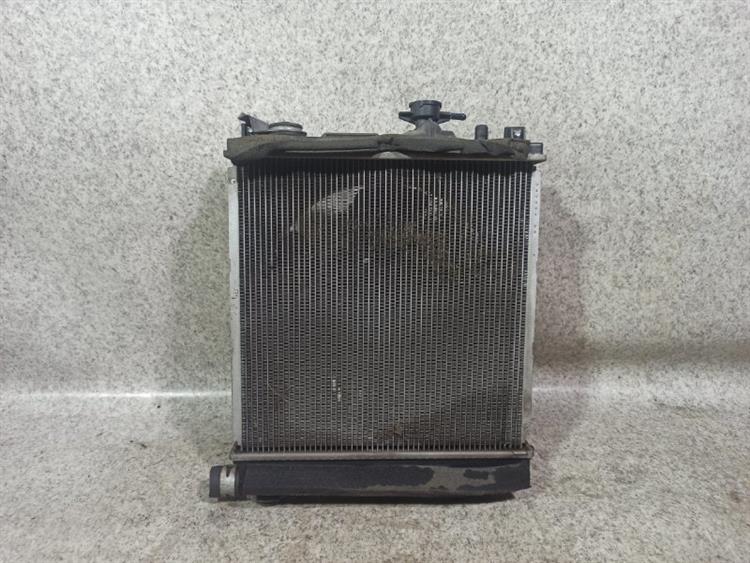Радиатор основной Ниссан Рукс в Махачкале 331024