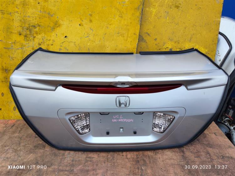Крышка багажника Хонда Инспаер в Махачкале 652201