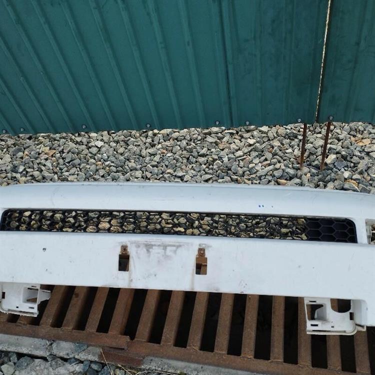 Решетка радиатора Тойота ББ в Махачкале 87564